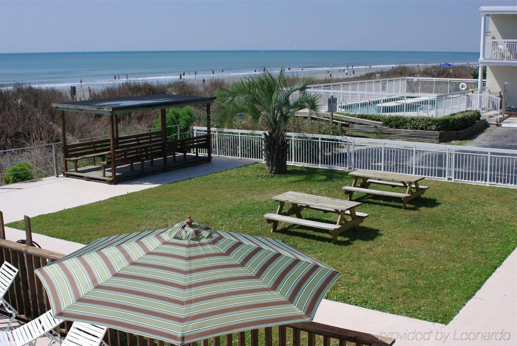 Castaway Beach Inn & Swim Up Bar North Myrtle Beach Restaurace fotografie